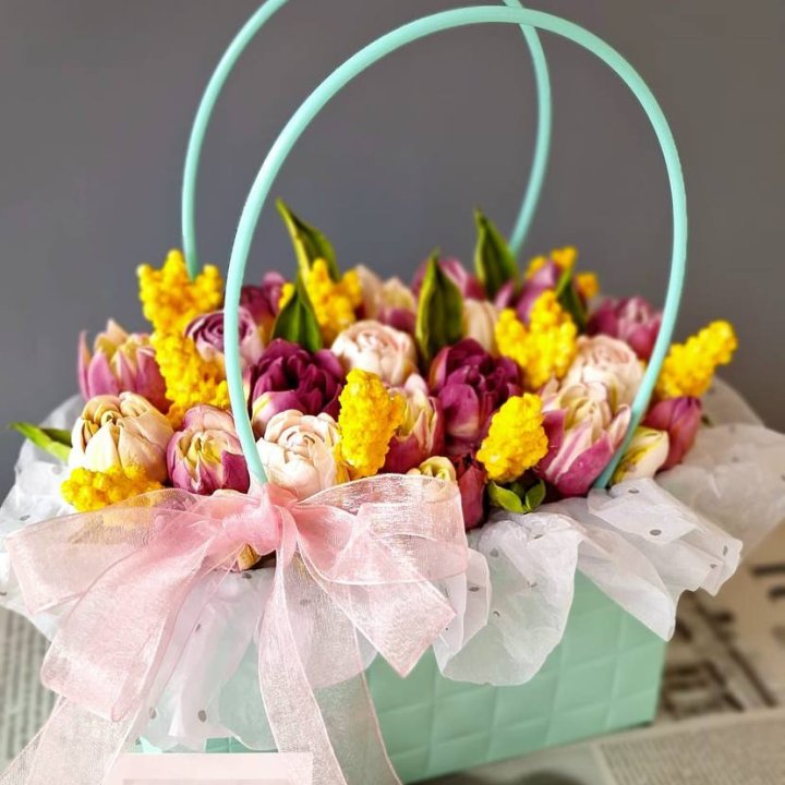 Тюльпаны в сумочке из зефира в Екатеринбурге