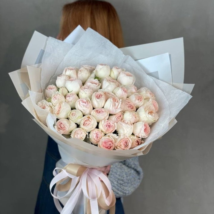 Букет пионовидных роз Пур лав в Екатеринбурге