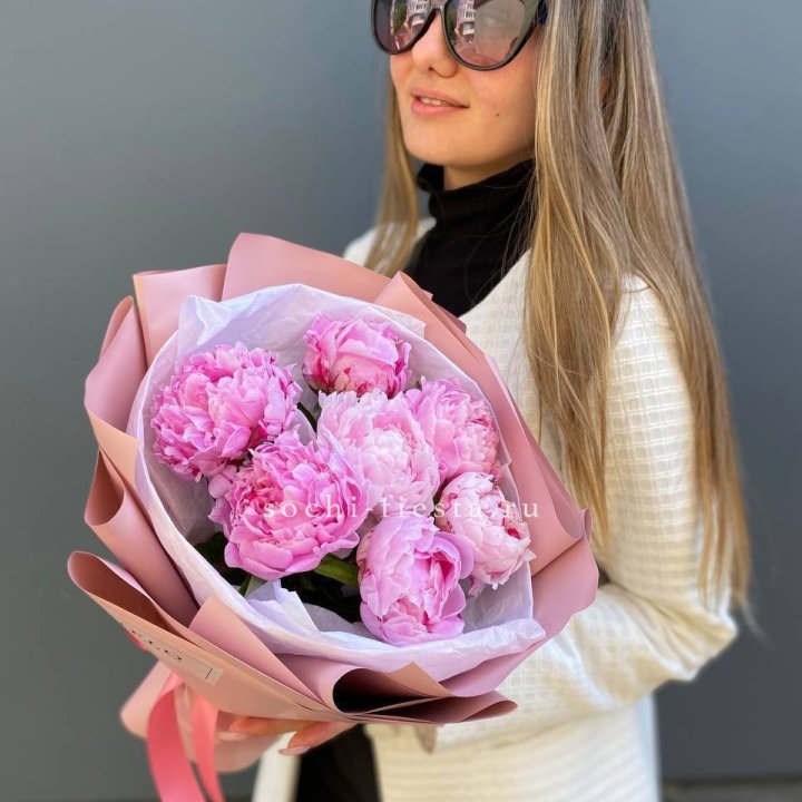 7 пионов в оформлении в Екатеринбурге