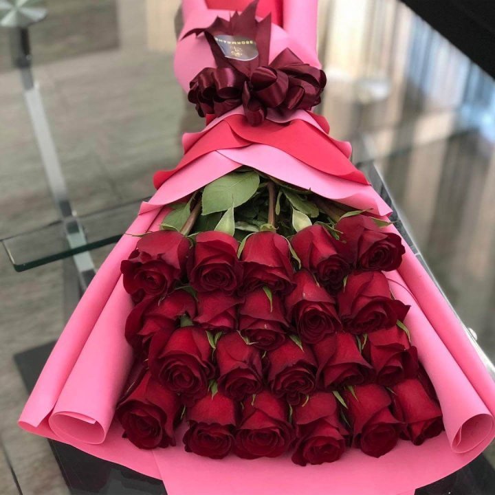 21 красная роза "Элеганс" в Екатеринбурге