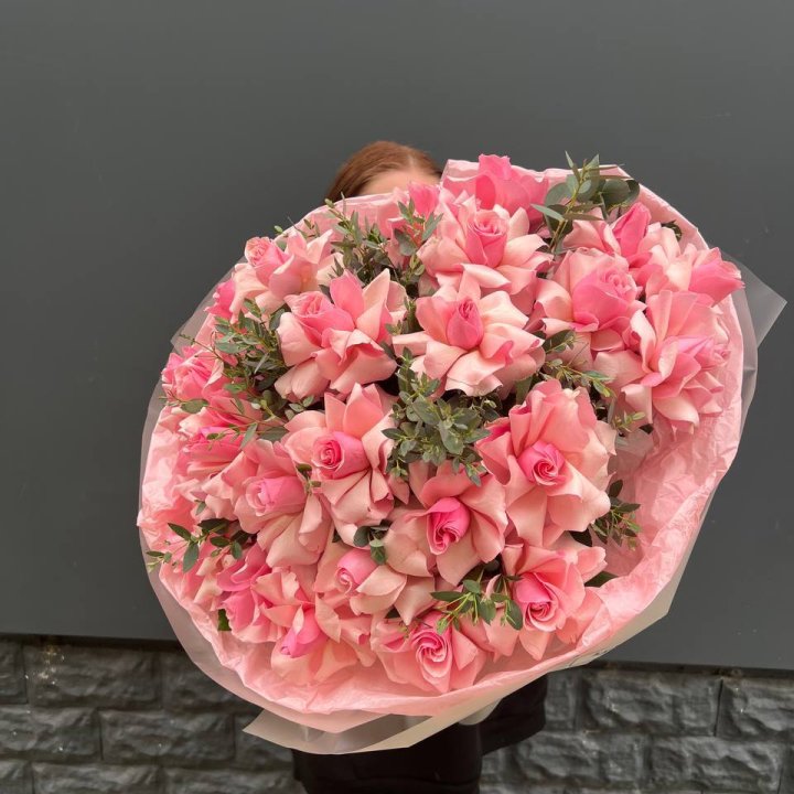  25 розовых французских роз в Екатеринбурге