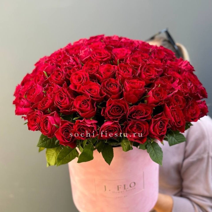 101 кенийская роза в цилиндре в Екатеринбурге