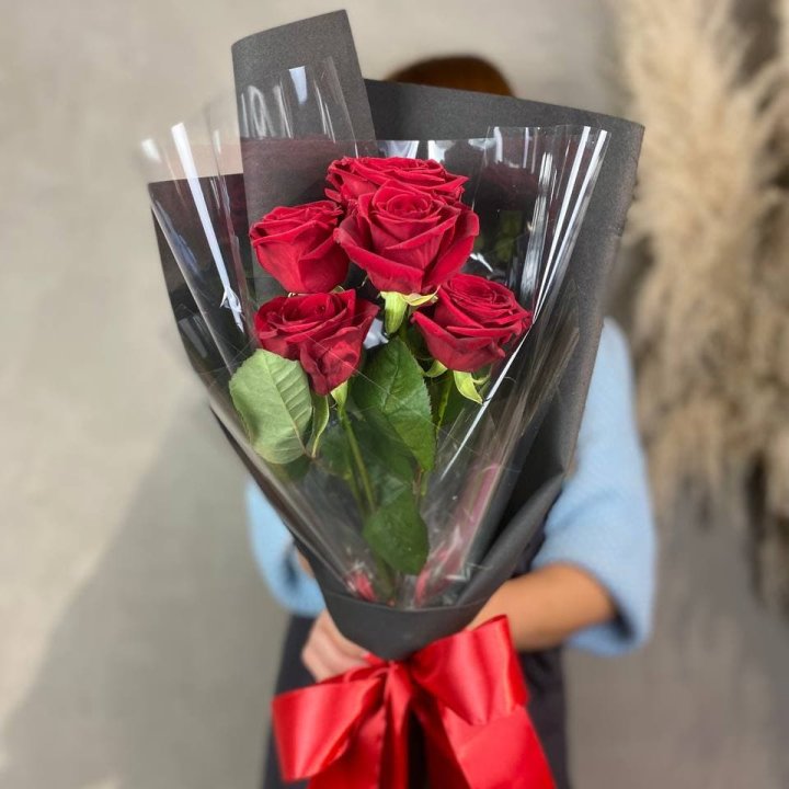 5 роз ред наоми в Екатеринбурге