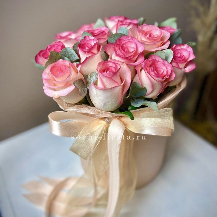 19 Роз Джумилия в коробке в Екатеринбурге