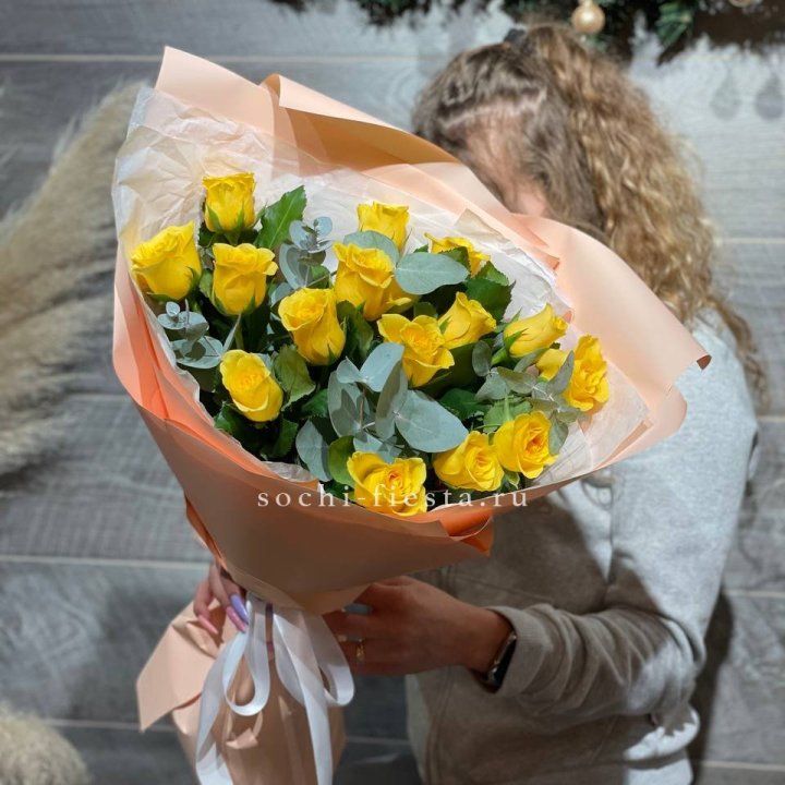 15 желтых роз в Екатеринбурге