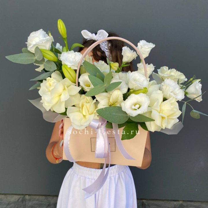 Сумочка цветов "Матина" в Екатеринбурге