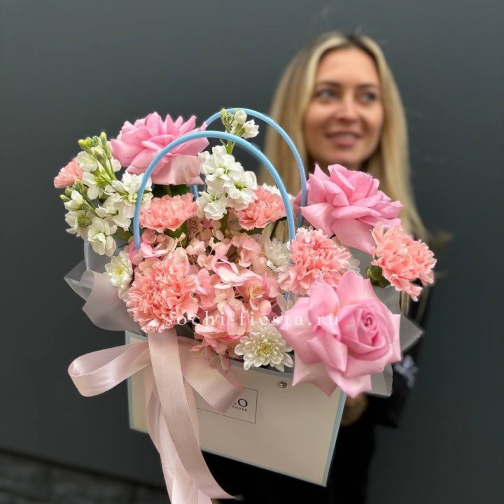 Сумочка "Бал цветов" в Екатеринбурге