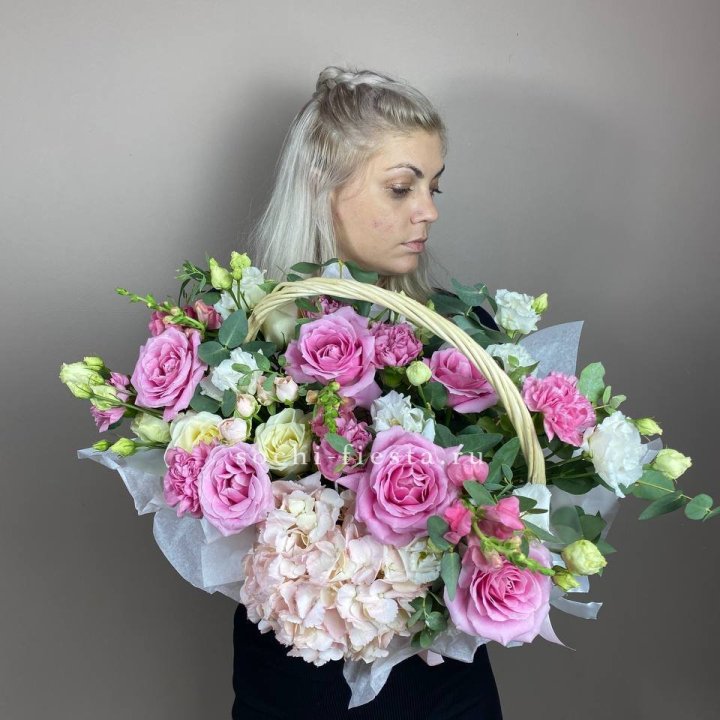 Цветочная корзина № 5 в Екатеринбурге